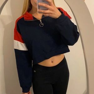 Cropped sweatshirt
